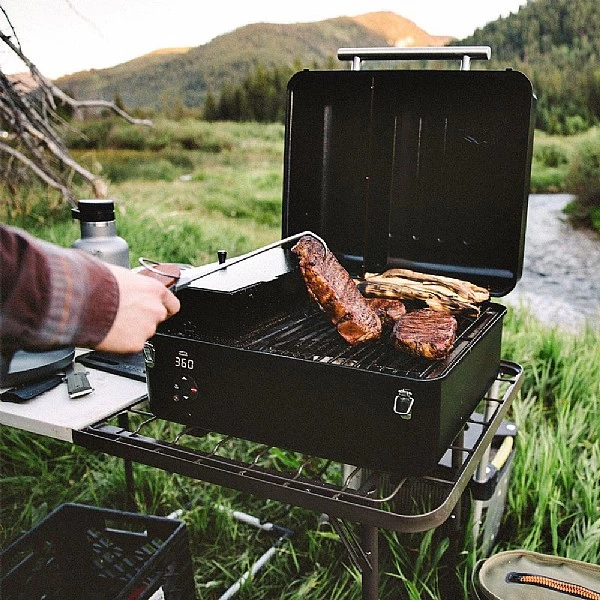 Traeger Ranger Pellet Grill 2 Traeger Ranger Pellet Grill - Image 2