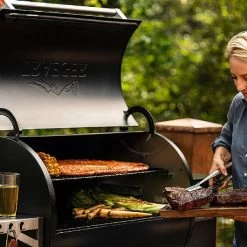 Traeger Ironwood 885 Wood Pellet BBQ Grill -Garden Sphere Deals Store 1140955 5